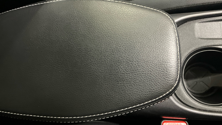 Nissan Juke 1.0 DiG-T 114 N-Connecta 5dr Petrol Hatchback